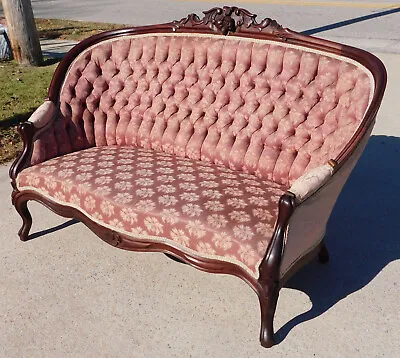 Lovely Walnut Victorian Sofa Settee Circa 1870 • $975