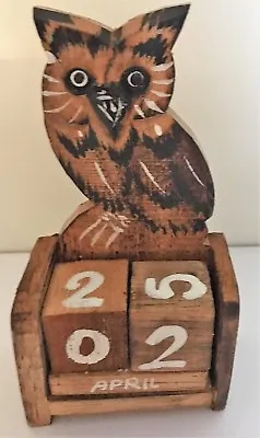 £5.95 • Buy PERPETUAL CALENDAR Hand Made Painted Light Brown Wooden Owl Rotating Blocks Date
