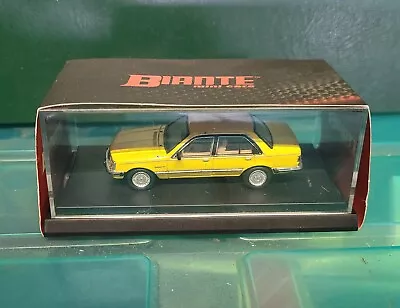 Biante Diecast Model Holden Commodore SL/E Jasmine Yellow 1:64  • $25