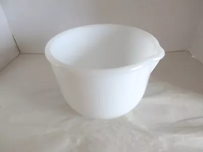 White Milk Glass Glassbake Mixing Bowl With Spout Made For Sunbeam 20 CJ • $14.49