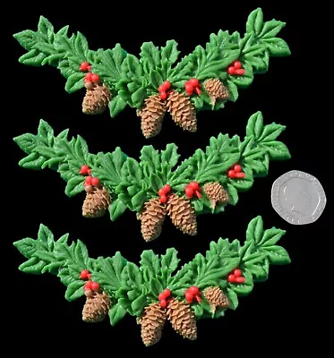 3 X Edible 3D Iced Christmas Garlands Wreaths Cupcake Cake Topper Decoration • £7.99