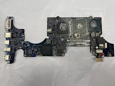 Apple MacBook Pro Unibody 17  A1151 2006 2.16GHz Logic Board 820-2023-A  *PARTS* • $19.99