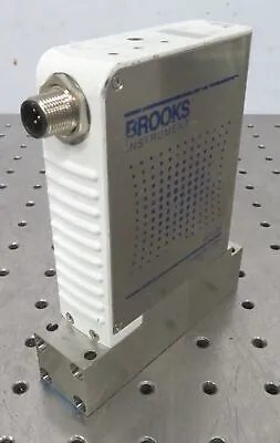 $100 • Buy C184713 Brooks GF125CXXC Surface Mount Thermal Mass Flow Controller (N2 280SCCM)