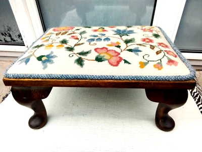 VINTAGE RETRO FOOT STOOL With CROSS-STITCH UPHOLSTERED SEAT & QUEEN ANNE LEGS • £29.99