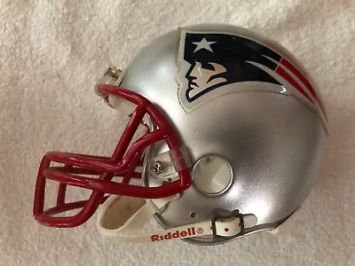 $9.99 • Buy Nfl Riddell Mini Football Helmet New England Patriots 3-5/8 Scale