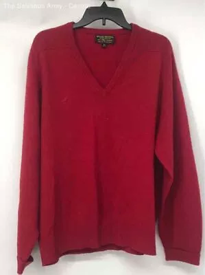 Brooks Brothers Mens Red Cashmere Long Sleeve V-Neck Pullover Sweater Size 44 • $9.99