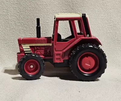 1/43 International 3180 With MFWD And WFE Farm Toy Tractor • $7.95