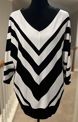 Magaschoni Black & White Pullover Veranda Sweater Women’s Size 1X NWT • $25