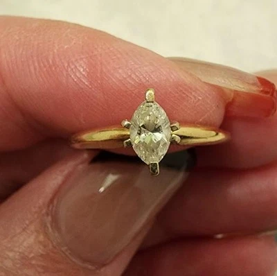 $350 • Buy 14k Gold, 1/3 Ct Diamond Ring Zales Size 5.5