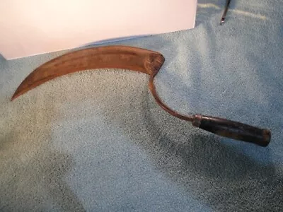 Antique Vintage Hand Scythe/Sickle Wood Handle Curved Blade 12 Inch • $5.99
