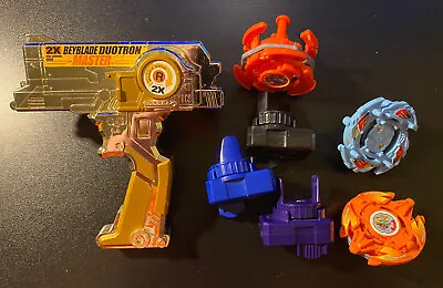 $24.99 • Buy VTG Beyblade V-Force Duotron Master Double Launcher LOT With Blades | Launchers