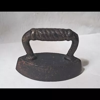 Antique Miniature Cast Iron 3 1/2  X 2 1/2  Sad Iron Mini Toy Clothes Iron 1pnd • $10.80