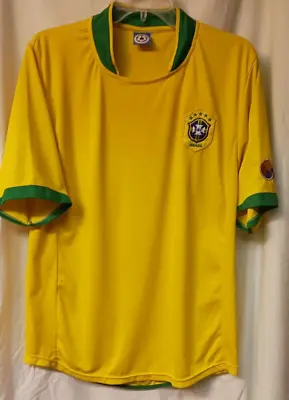 Men's Soccer Star Brazil T-Shirt Yellow Size L • $19.99