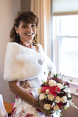 Women's Faux Fur White Shawl Wedding Stole Wrap Shrug Scarf Brand New W/ Tag • $34