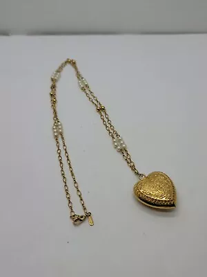 Vintage Signed Monet Gold Tone Textured Heart Faux Pearl Necklace 28.25” • $29.99