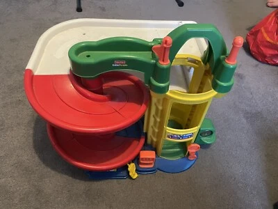 £0.99 • Buy Fisher Price Little People 2010 Parking Car Garage