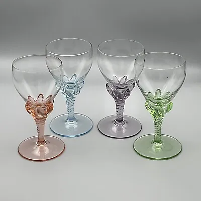 ✨ A Gorgeous Set Of 4 Vintage/retro Clear & Coloured Decorative Stemmed Glasses. • £20