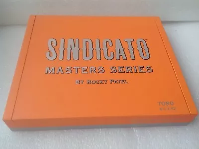 SINDICATO MASTERS SERIES WOOD CIGAR BOX By ROCKY PATEL - TORO - Guitar - Crafts  • $7.99