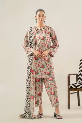 Pakistani Branded Charizma 3 Piece Large Suit • £22