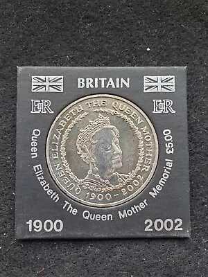 £5 Coin Uncirculated  Queen Mother Memorial 2002 • £4