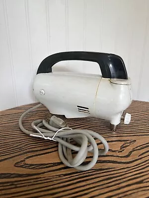 Vintage Hamilton Beach Electric Mixer Only Model 020 WORKS! • $18.50