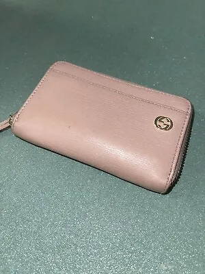 $350 • Buy Gucci Purse / Wallet