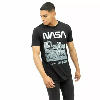 Official NASA Mens Salute T-Shirt Black S - XXL • £10.49