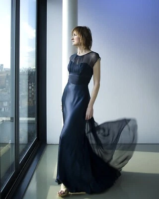 £4 • Buy Fiona Bruce 10  X 8  Photograph No 8