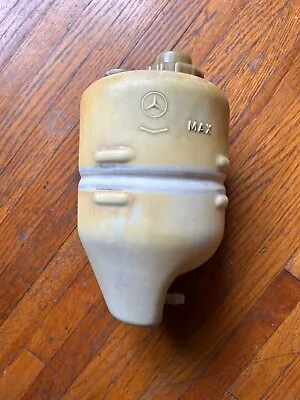 Mercedes W123 SLS Fluid Reservoir Tank W116 W126 Self Leveling Suspension • $99