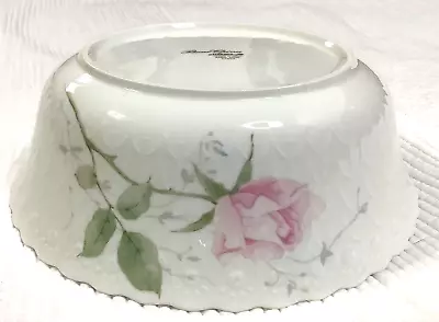 Mikasa April Rose 7 Cup Serving Bowl • $39