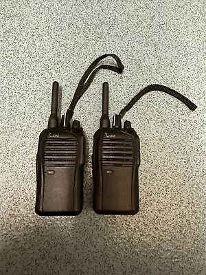 ICOM IC- F27SR LICENSE FREE WALKIE TALKIE 446 TWO WAY RADIO X2 • £95