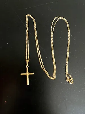 Necklace 18ct Yellow Gold Cross • £220