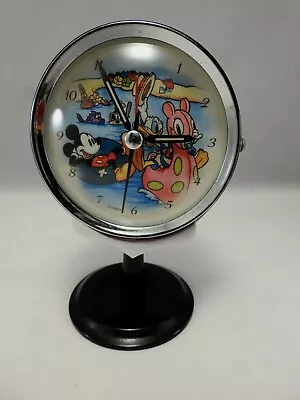 Vintage Disney Store Mickey Mouse Donald Duck Quartz Desk Pedestal Clock Retir   • $29.95