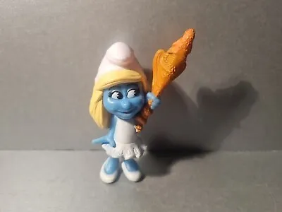2013 McDonalds The Smurfs 2 Movie - Smurfette Holds Wand - Happy Meal Figure Toy • £1.99