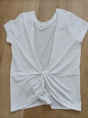 $25 • Buy Lorna Jane White Twist Back Tshirt Tee Top Size S