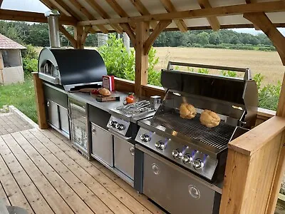 Outdoor Kitchen  Pizza Oven BBQ  Garden Furniture • £7500