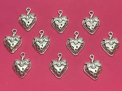 £1.25 • Buy Tibetan Silver Strawberry Charms - 10 Per Pack - Fruit