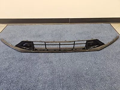 19-22 Volvo S60 V60 R-Design Front Lower Grille W/ PAS 31455656 • $95