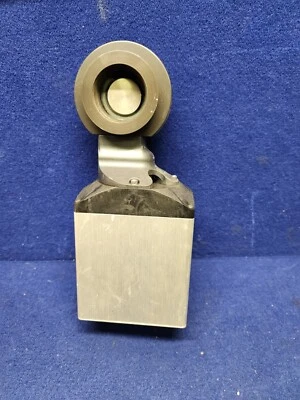 $249.99 • Buy VAT 95034-KHGQ-AEO4 Butterfly Pressure Control Valve