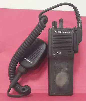 Motorola HT1000 H01KDC9AA3DN VHF Portable W/out Antenna #L477 • $99.99