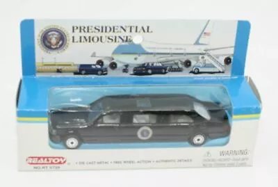 Daron Presidential Limousine Diecast Car Model Toy 1/64 Scale New In Box  • $13.29
