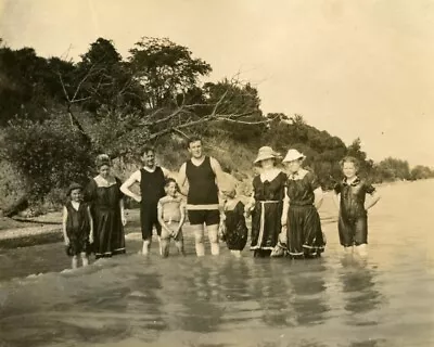 YN131 Vintage Photo VICTORIAN SWIM SUIT FAMILY WADING IN WATER C Early 1900's • $12.50