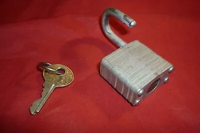 Vintage Master Lock No.7 Padlock P334 Original Lion Key Usa • $13.99