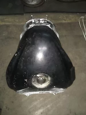 2015 Yamaha Yzf R6 Yzfr6 Fuel Gas Petro Tank Oem 13s-yk241-00 • $260