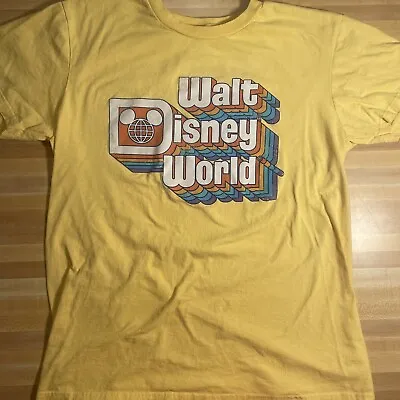 WALT DISNEY WORLD Old School Distressed Look T SHIRT Size Medium • $10