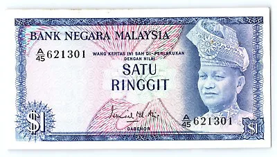 Malaysia  - 1  Dollar - 1980 - WPM# A/45 621301 • $6