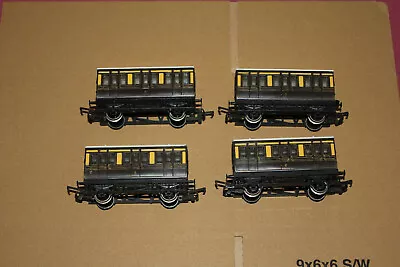 Lot 10 OO 4 GWR Coaches By Hornby • £13.50