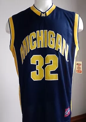 College Authentics Michigan Wolverines Basketball  Jump Man Type Jersey MENS L • $23.99