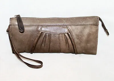 JUNIOR DRAKE Kelly Soft Pleated Distressed Leather BrownOlive Zip Wristlet • $42