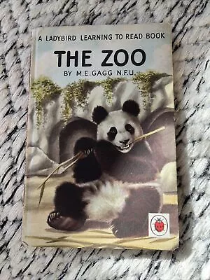 Vintage Ladybird Book The Zoo - Learning To Read - Series 563 • £3